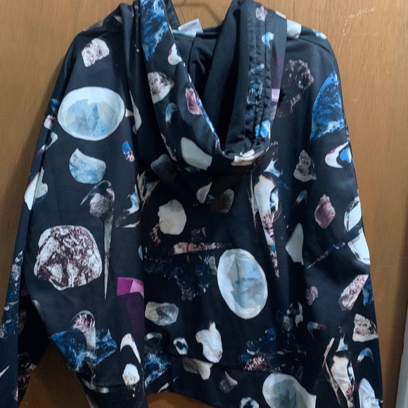 NWT Nike Dri-Fit Pullover Basketball Hoodie - Picture 3 of 4